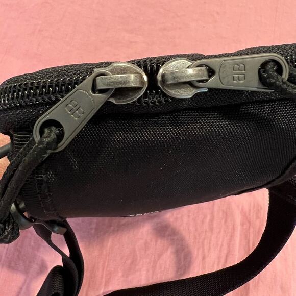 Balenciaga Explorer Crossbody Messenger Bag Nylon Black NWT AUTHENTIC fruit logo - Picture 6 of 7